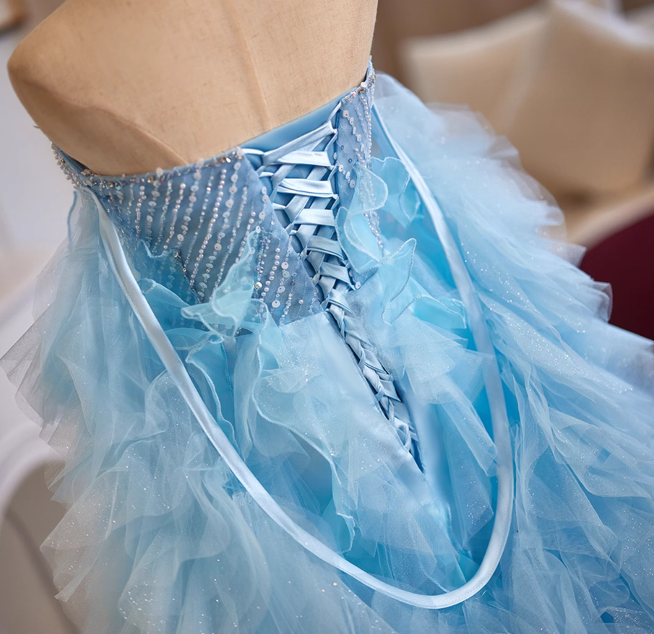 Graceful Strapless A-Line Ruffled Tulle Sweet 16th Dresses Sequins Beading High-Slit Prom Dress AP4952
