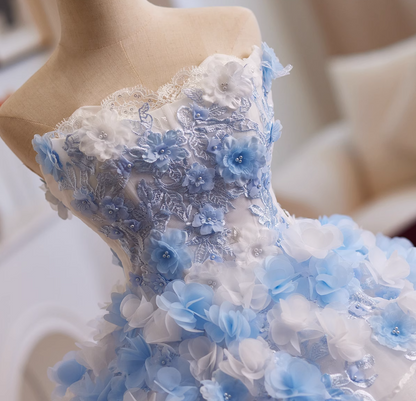 Elegant Strapless A-Line Layered Tulle Sweet 16th Dresses Appliques Beading Lace Prom Dress AP4953