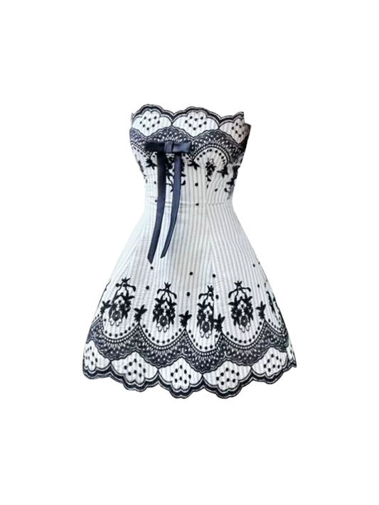 Vintage A-Line Black Floral Lace Mini Skirt Strapless White Pinstripe Bow Accent Short Dress AP4958