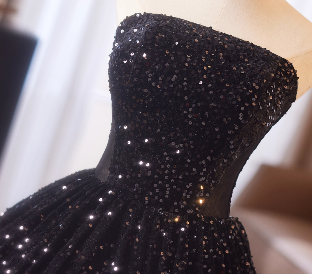 Gothic Style Strapless A-Line Sweet 16th Evening Dresses Black Sequins Splicing Mesh Prom Dress AP4977