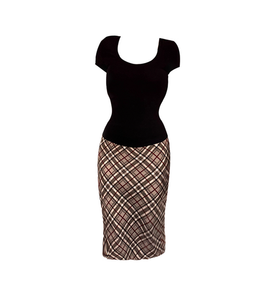 Eye-Catching 2-Piece Set Short Sleeve Square Neck Midi Skirt Chic Black Slim-Fit Top & Brown Plaid Short Dress AP5017