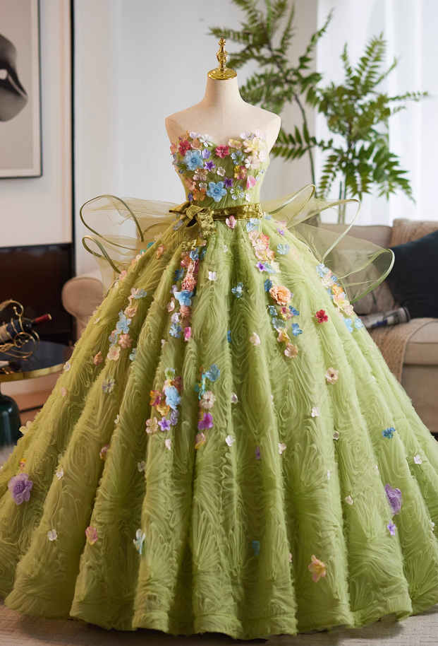 Voluminous Strapless A-Line Sweet 16th Gowns Appliques Green Tulle Velvet Bow Prom Dress AP5022