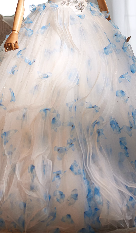 Exquisite Off-Shoulder A-Line Ruffles Tulle Sweet 16th Dresses Butterflies Sequins Beads Prom Dress AP5023