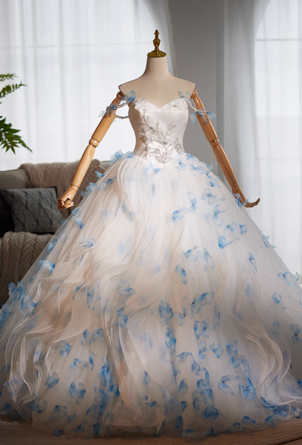 Exquisite Off-Shoulder A-Line Ruffles Tulle Sweet 16th Dresses Butterflies Sequins Beads Prom Dress AP5023