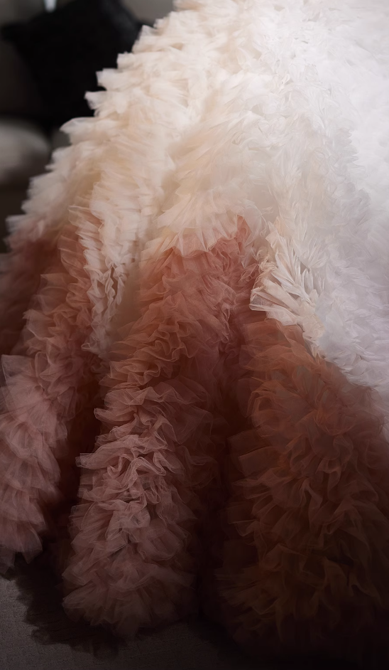 Romantic Strapless Ruffles A-Line Sweet 16th Gowns Color-Blocked Tulle Prom Dress AP5024