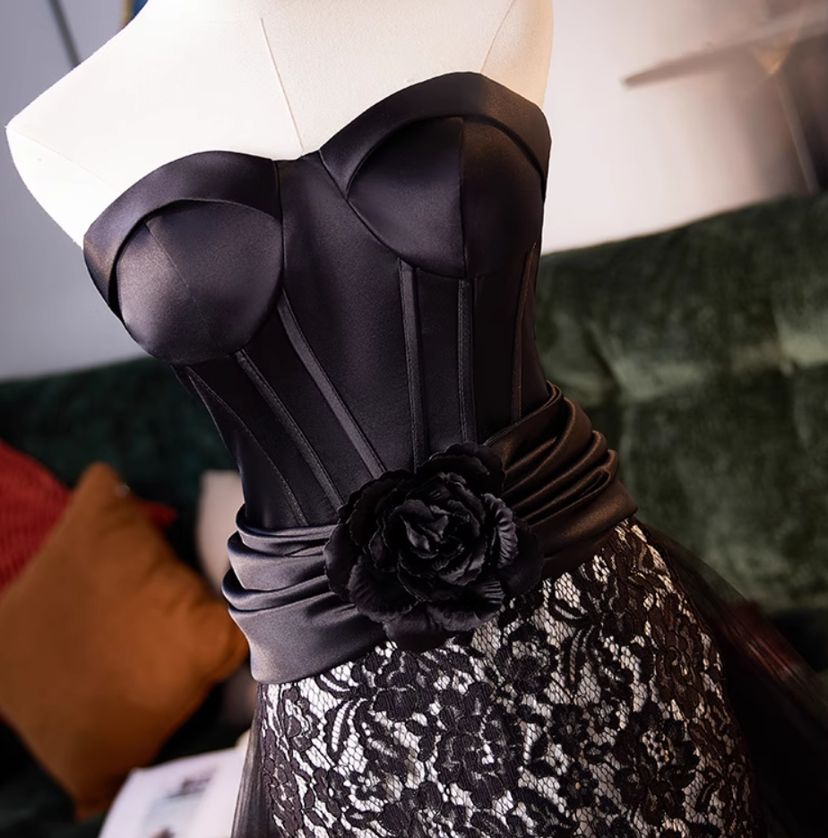 Gothic Style Strapless Black Lace Tulle Evening Mermaid Gowns Handmade Flower Prom Dress AP5036