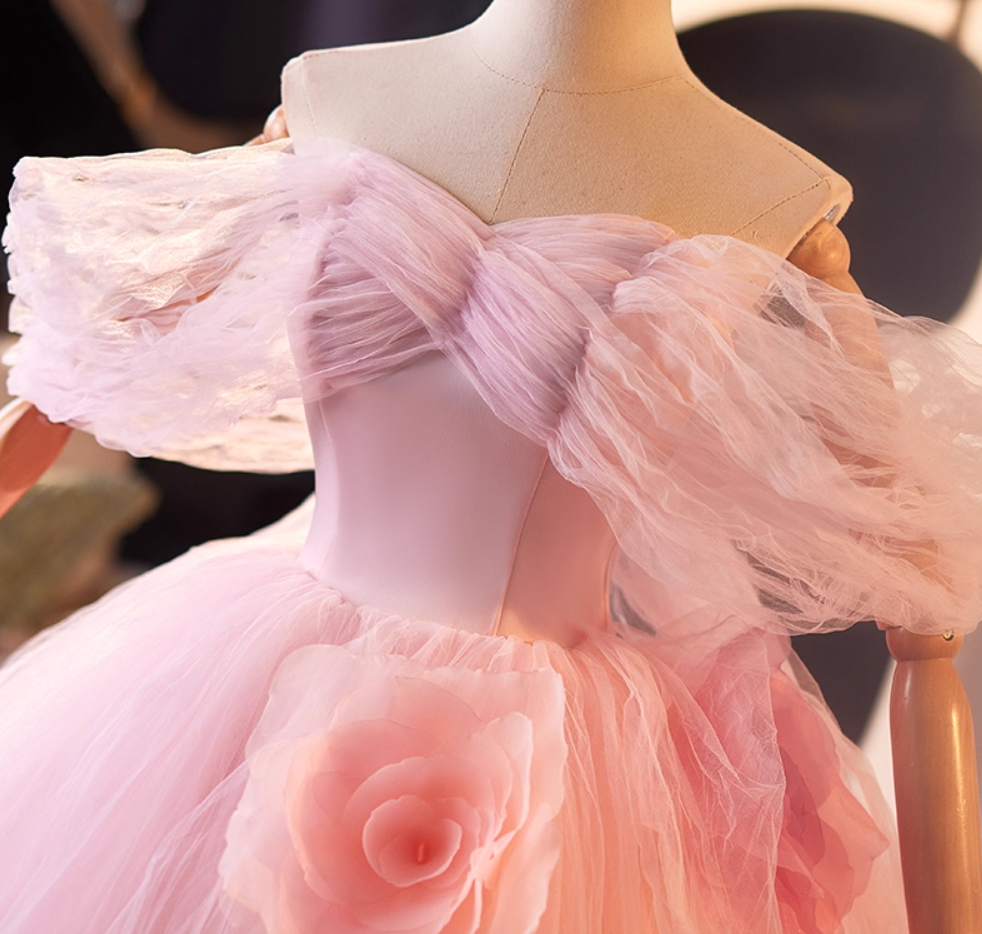 Vogue Off-Shoulder A-Line Handmade Flowers Sweet 16th Dresses Ruffled Pink Tulle Prom Dress AP5064