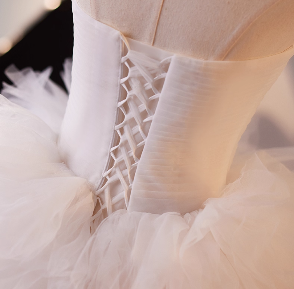 Modern Strapless Ruffles A-Line Sweet 16th Gowns White & Pink Color-Blocked Tulle Prom Dress AP5065