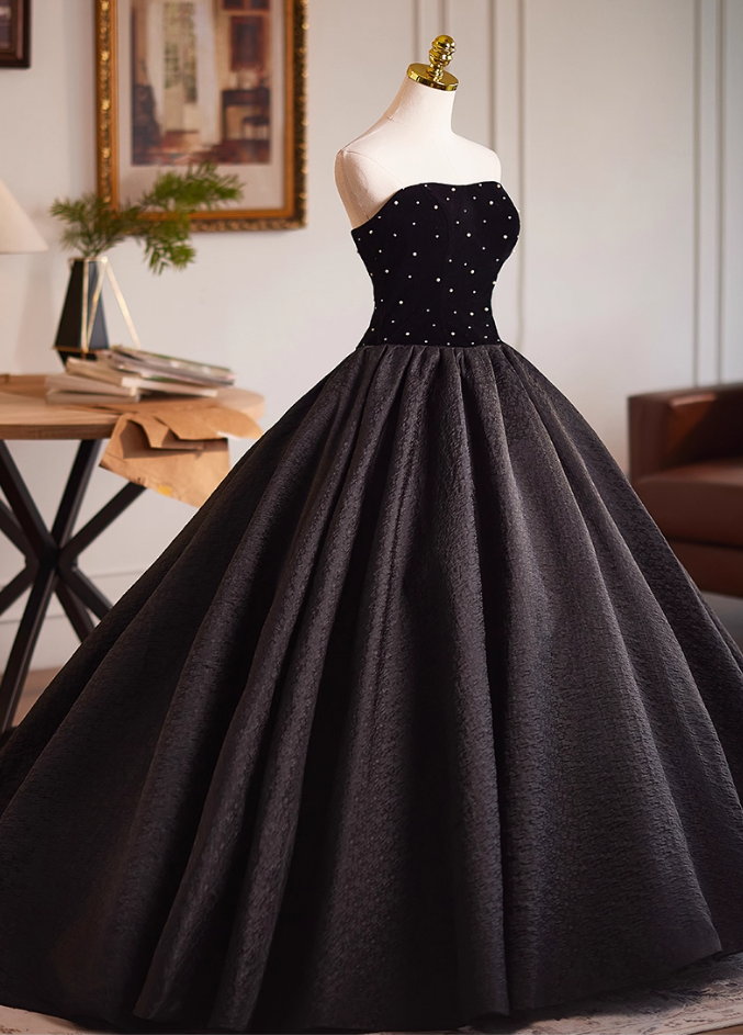 Dreamy Strapless A-Line Black Sweet 16th Gowns Beading Prom Dress AP5110