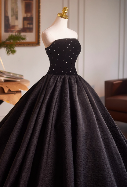 Dreamy Strapless A-Line Black Sweet 16th Gowns Beading Prom Dress AP5110