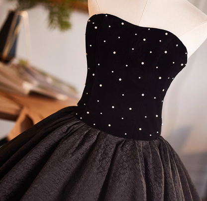 Dreamy Strapless A-Line Black Sweet 16th Gowns Beading Prom Dress AP5110