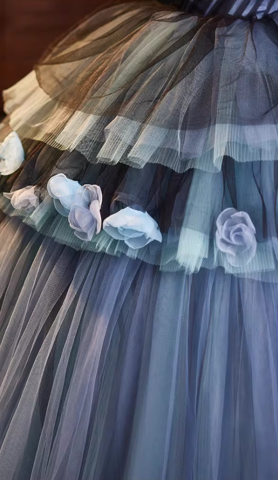 Boho-Inspired Strapless A-Line Tiered Tulle Sweet 16th Gowns Handmade Flowers Prom Dress AP5152