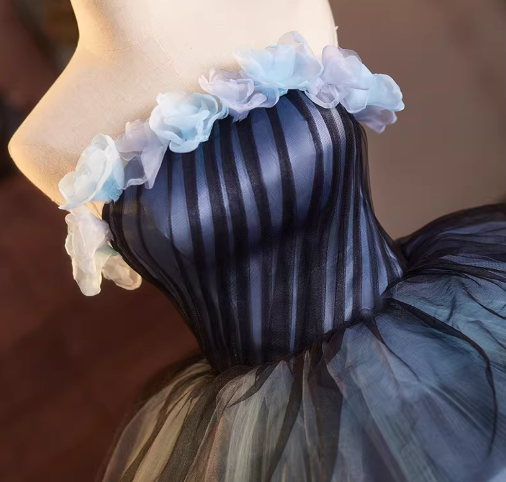 Boho-Inspired Strapless A-Line Tiered Tulle Sweet 16th Gowns Handmade Flowers Prom Dress AP5152