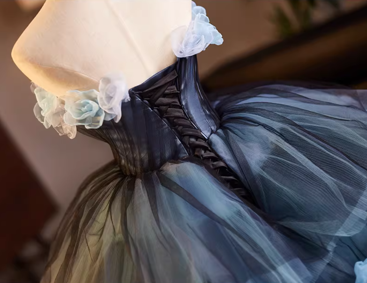 Boho-Inspired Strapless A-Line Tiered Tulle Sweet 16th Gowns Handmade Flowers Prom Dress AP5152