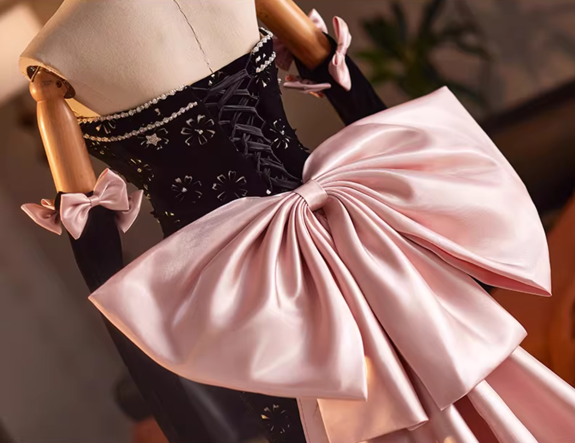 Exquisite Sheath Strapless Long Sleeve Sweet 16th Dresses Bows Appliques Beading Black Velvet Prom Dress AP5153