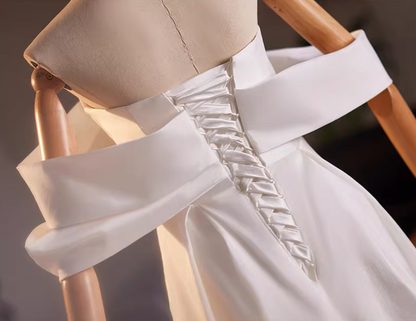 Y2K Style Off-Shoulder A-Line Bridal Gowns Beads Pleated White Wedding Dress AP5154