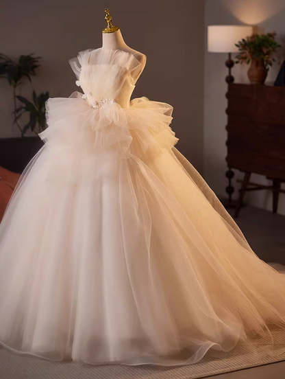 New Tendency A-Line Spaghetti Strap Bridal Gowns Appliques Sequins Tiered Tulle Wedding Dress AP5155