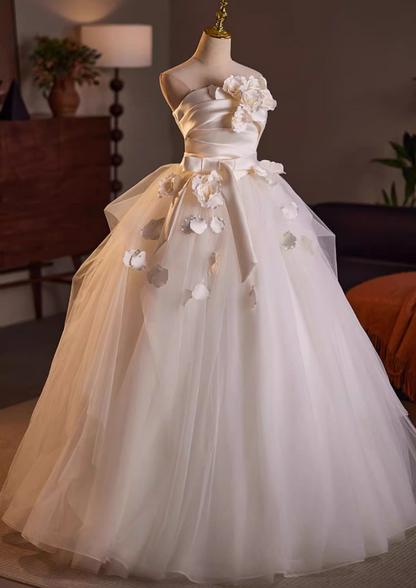 Lovely A-Line Strapless Tulle Bridal Gowns Handmade Flowers Bow Pleated Satin Wedding Dress AP5156