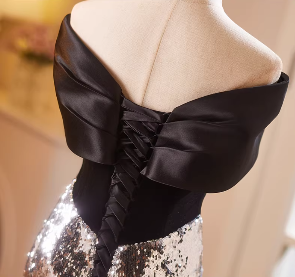 Vintage Off-Shoulder Evening Mermaid Gowns Silver Sequins Black Satin Prom Dress AP5183