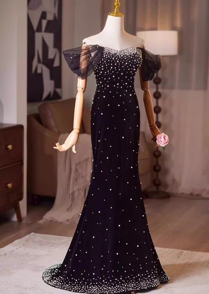 Alluring Off-Shoulder Evening Mermaid Gowns Pearls Black Velvet Prom Dress AP5189
