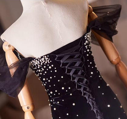 Alluring Off-Shoulder Evening Mermaid Gowns Pearls Black Velvet Prom Dress AP5189