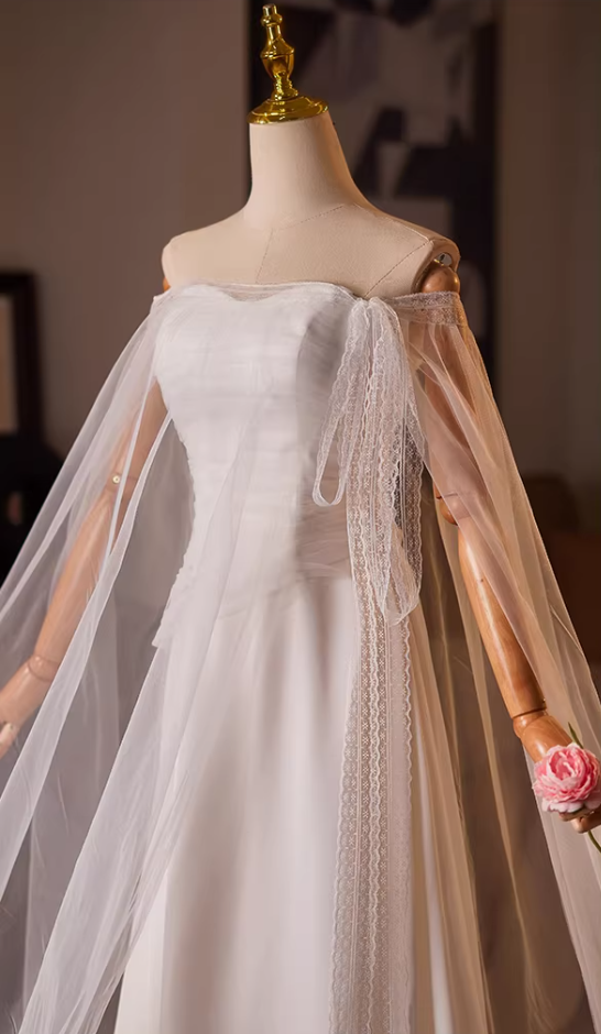 Gorgeous A-Line Strapless Bridal Gowns Pleated Tulle Satin Wedding Dress AP5190