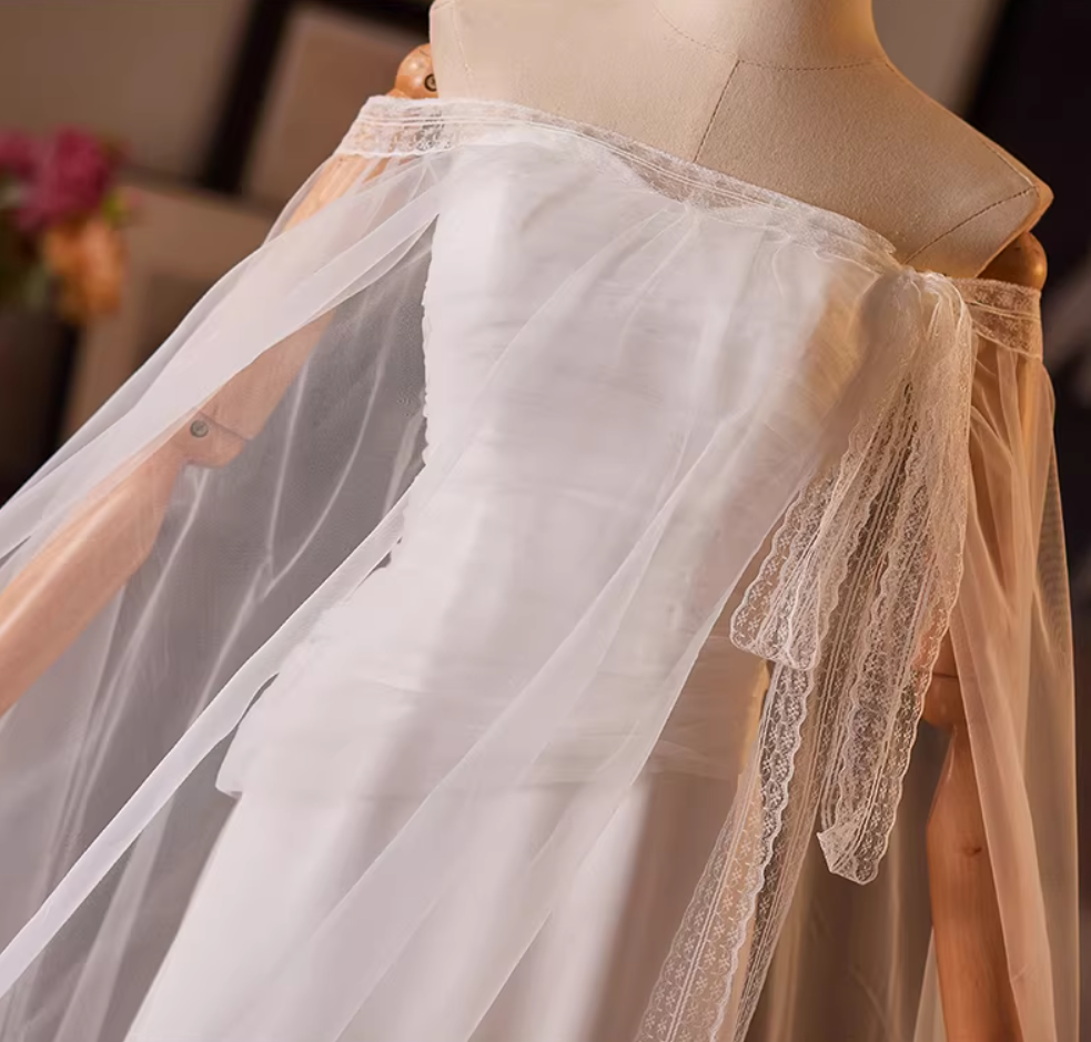 Gorgeous A-Line Strapless Bridal Gowns Pleated Tulle Satin Wedding Dress AP5190