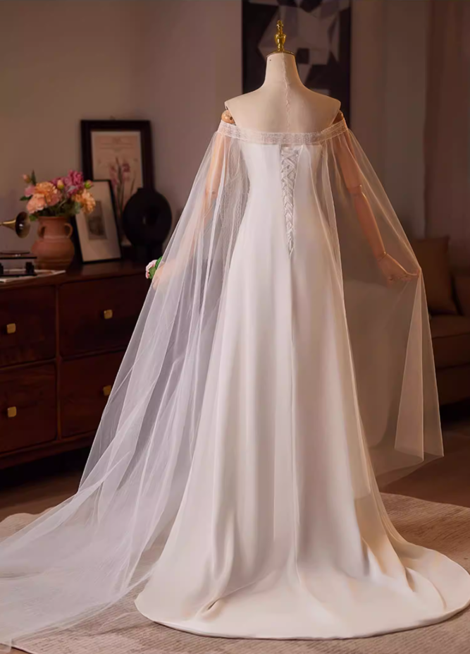 Gorgeous A-Line Strapless Bridal Gowns Pleated Tulle Satin Wedding Dress AP5190