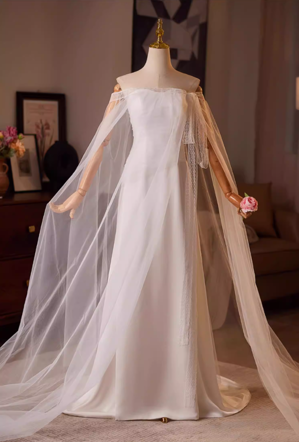 Gorgeous A-Line Strapless Bridal Gowns Pleated Tulle Satin Wedding Dress AP5190