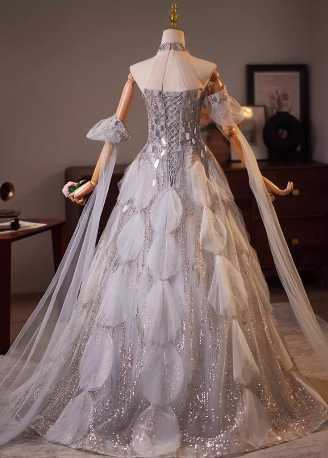 Stunning Halter Neck Cutout A-Line Sweet 16 Gowns Crystals Sequins Tulle Prom Dress AP5193