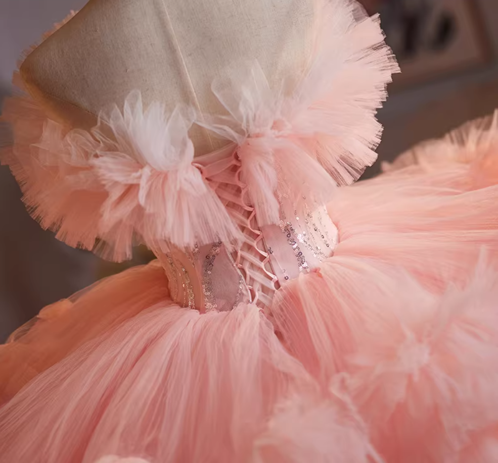 French Style Strapless A-Line Tiered Tulle Sweet 16th Gowns Sequins Beading Appliques Prom Dress AP5198