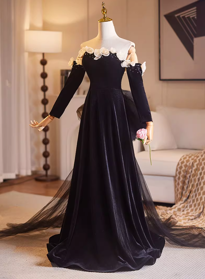 Fitted Off-Shoulder Black A-Line Sweet 16th Dresses Beads Appliques Long Sleeve Velvet Prom Dress AP5223