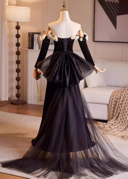 Fitted Off-Shoulder Black A-Line Sweet 16th Dresses Beads Appliques Long Sleeve Velvet Prom Dress AP5223