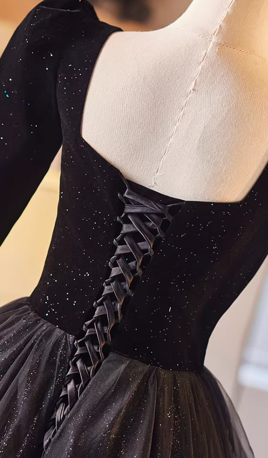 Sexy A-Line Sweetheart Neck Black Sweet 16th Dresses Sequins Long Sleeve Ruffled Tulle Prom Dress AP5227