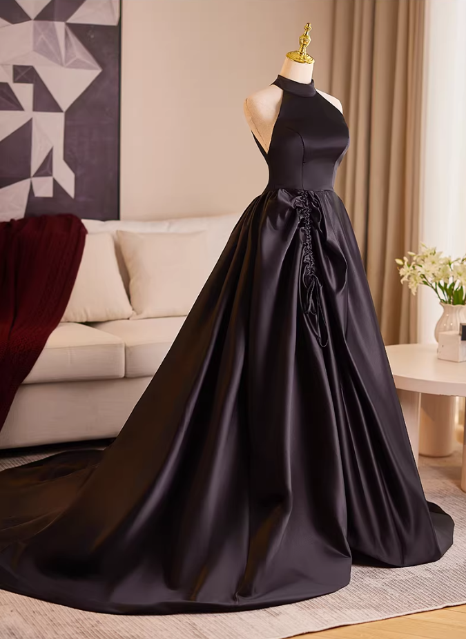 Princess Halter Neck Gathered A-Line Black Sweet 16 Gowns Backless Black Satin Prom Dress AP5231