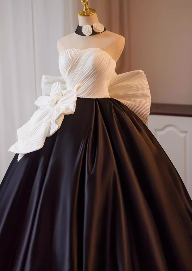 Fancy Strapless A-Line White & Black Sweet 16th Gowns Handmade Flowers Bows Prom Dress AP5234