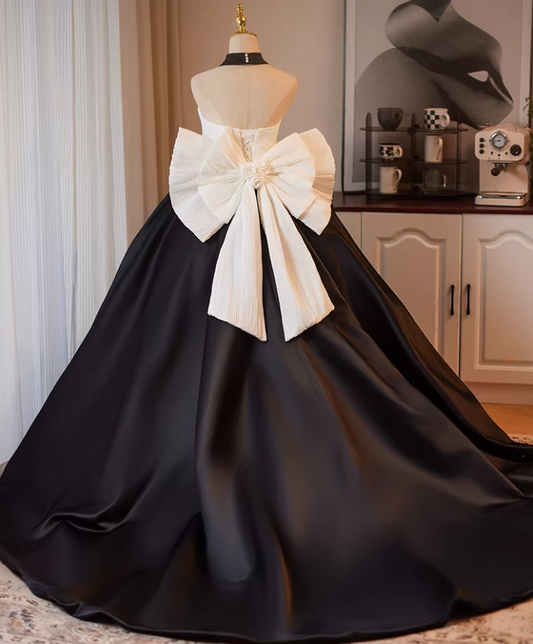 Fancy Strapless A-Line White & Black Sweet 16th Gowns Handmade Flowers Bows Prom Dress AP5234