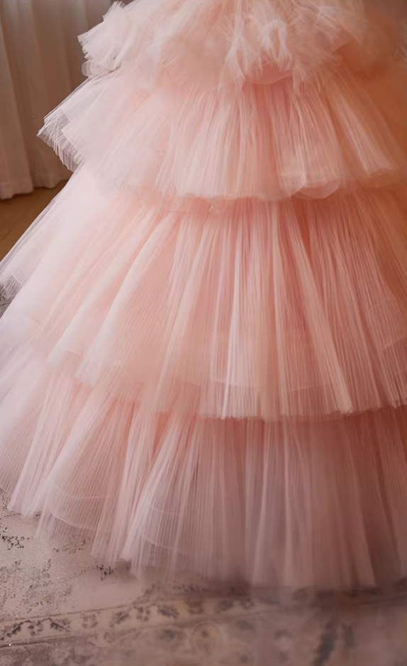 Voluminous Strapless Pink Tulle A-Line Sweet 16th Gowns Sequins Beading Prom Dress AP5263