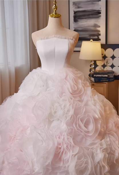 Victorian-Inspired Strapless A-Line Bridal Gowns Ruffles Tulle Wedding Dress AP5264