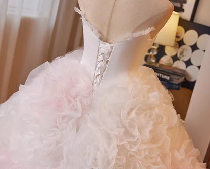 Victorian-Inspired Strapless A-Line Bridal Gowns Ruffles Tulle Wedding Dress AP5264