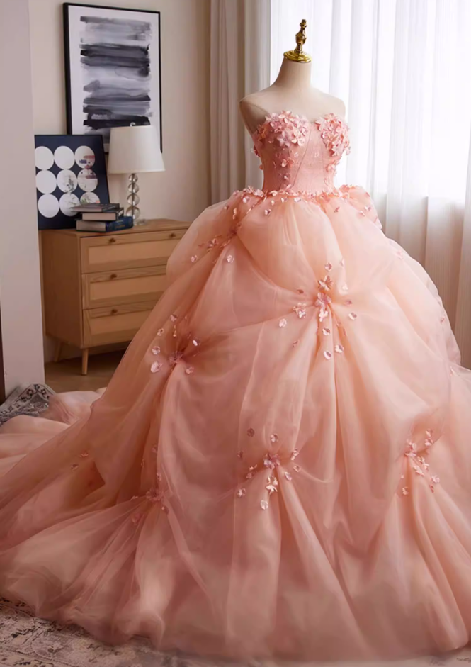 Sleek Strapless A-Line Sweet 16th Gowns Appliques Beads Lace Prom Dress AP5265
