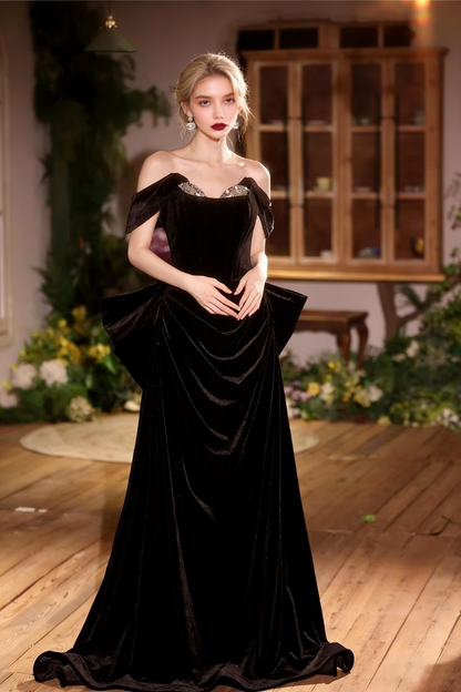 Sparkly Sheath Off-Shoulder Sweet 16th Dresses Black Velvet Bow Beading Prom Dress AP5301