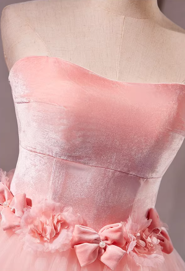 Playful Strapless A-Line Pink Tulle Sweet 16th Gowns Bows Appliques Beads Prom Dress AP5303