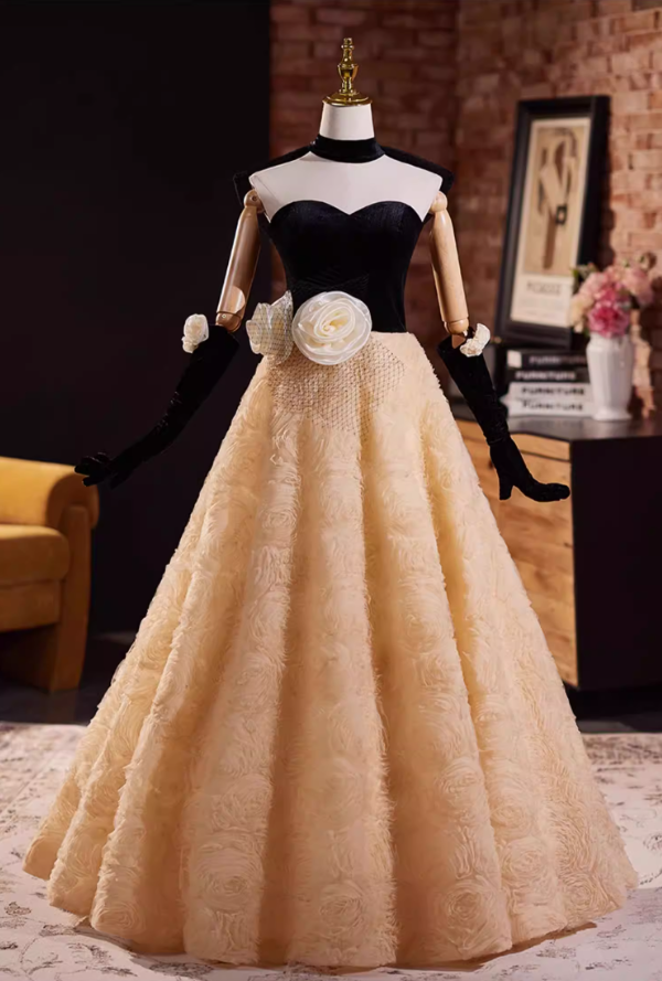 Princess Strapless A-Line Textured Sweet 16th Gowns Handmade Flowers Prom Dress AP5314