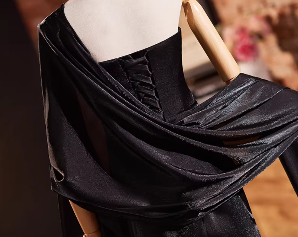 Gothic-Style Sheath Strapless Sweet 16th Dresses Black Satin Prom Dress AP5315