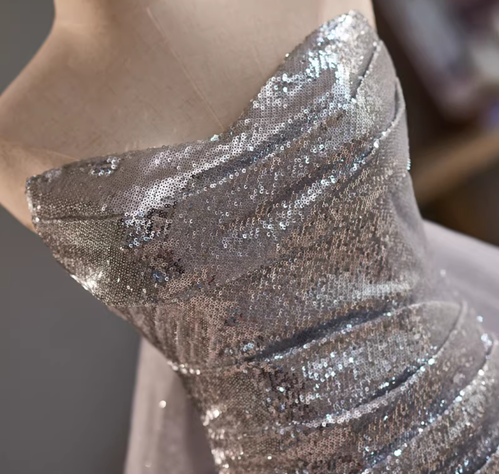 Delicate Strapless High-Slit Evening Mermaid Dress Sequins Bow Train Prom Dress AP5318