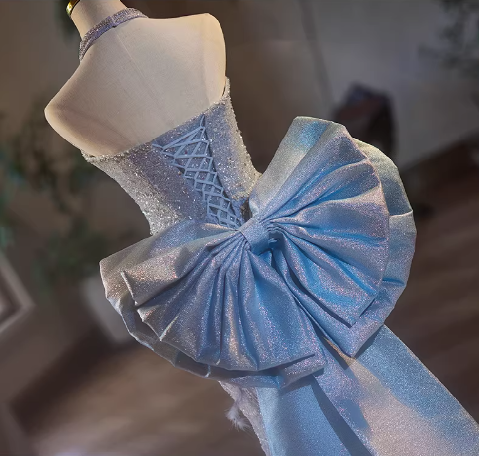 Avant-Garde Strapless Evening Mermaid Dress With Bow Train Sequins Beading Feather Prom Dress AP5342