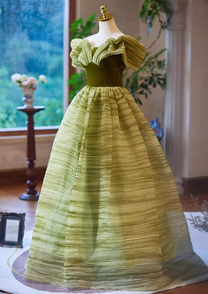 Victorian-Inspired Off-Shoulder A-Line Sweet 16th Dresses Velvet Stripes Tulle Prom Dress AP5345