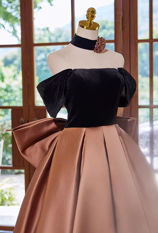 Luxury A-Line Off-Shoulder Sweet 16th Dresses Bow Velvet Satin Prom Dress AP5356
