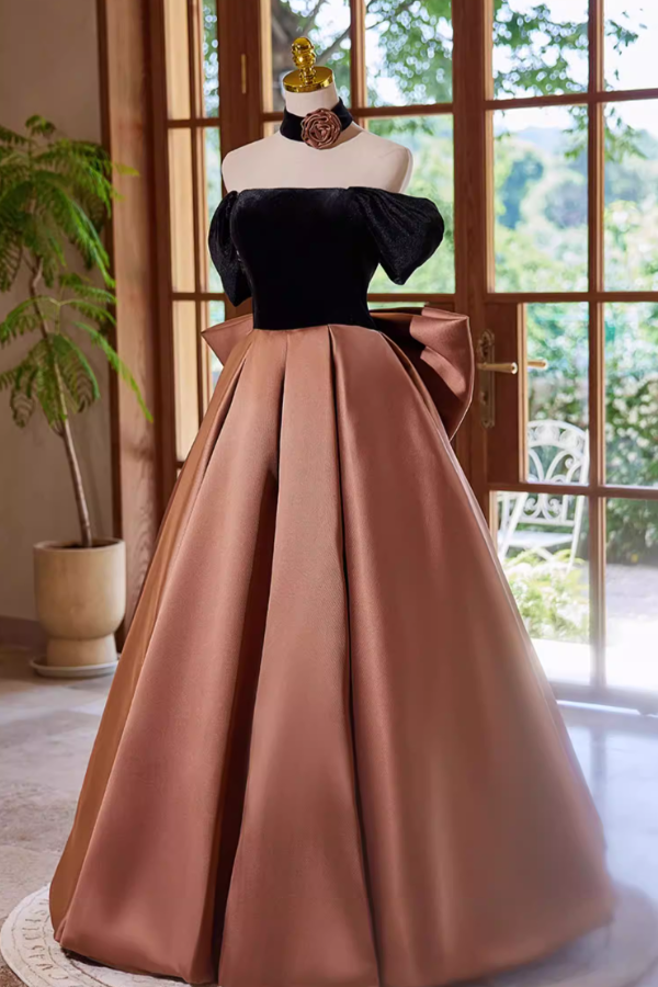 Luxury A-Line Off-Shoulder Sweet 16th Dresses Bow Velvet Satin Prom Dress AP5356